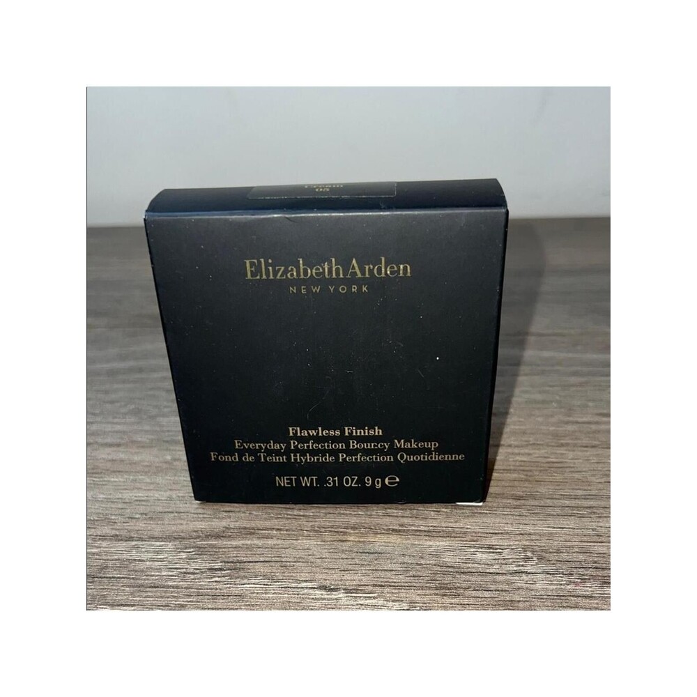 Elizabeth Arden Flawless Finish Makeup in Cream 05